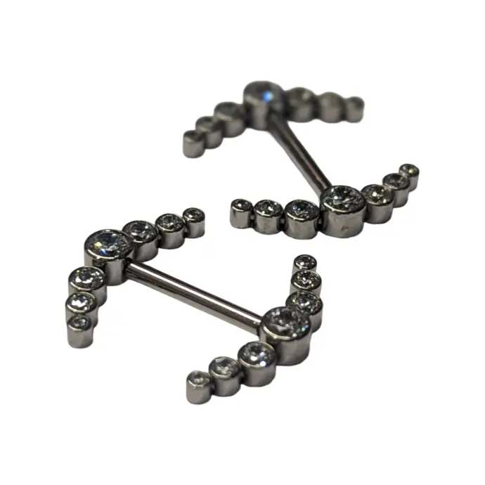 Barbell Titane Piercing Teton - Gamme Hand Ink - Barbell en titane f136 sertie de 5 strass