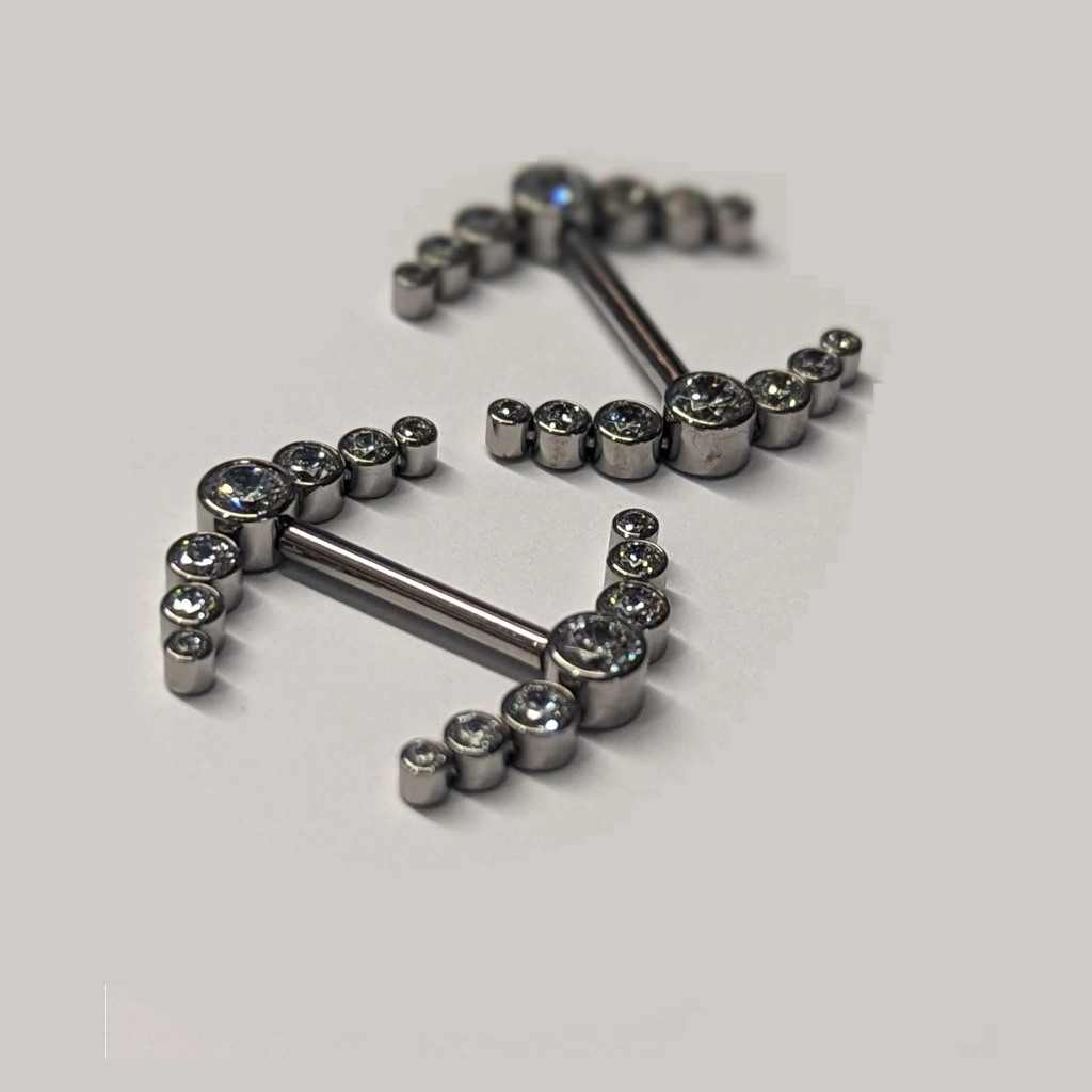 Piercing Barbell - Titane F136 Gamme Hand Ink - Barbell avec pas de vis interne sertie de 5 strass*