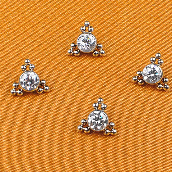 Embout Piercing - Titane F136 Gamme Hand Ink - Embout 20 avec pas de vis interne perle et strass