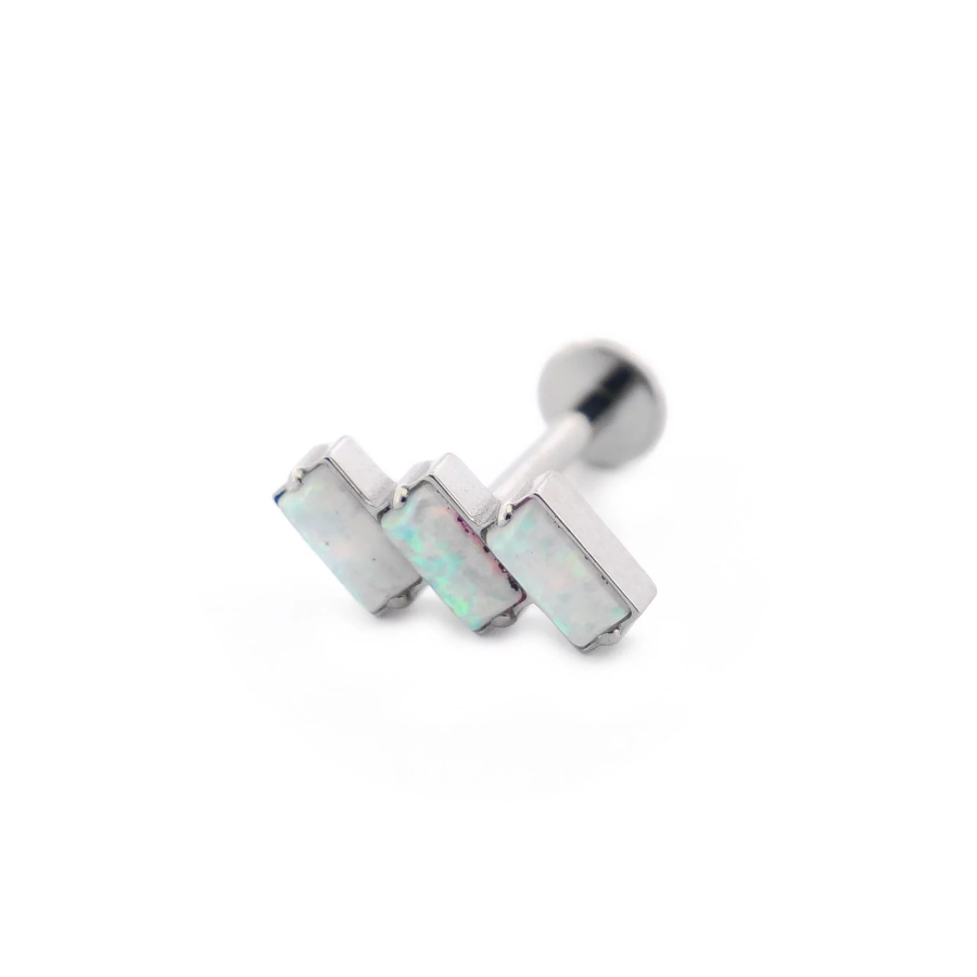 Piercing Labret - Titane F136 Interne Stérile Gamme Itc - Labret avec pas de vis interne 3 rectangles penchés opales 1,2 x 8 mm (4 coloris)*