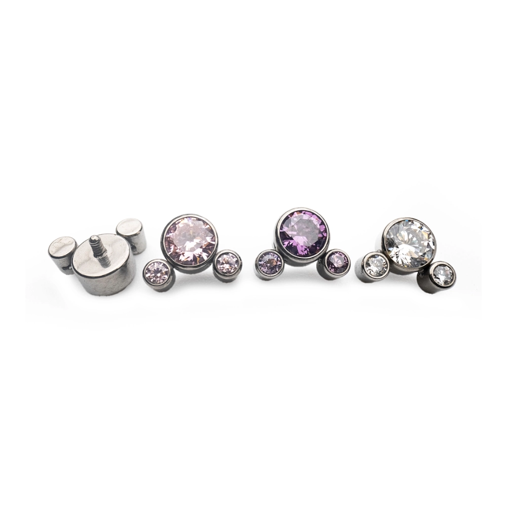 Piercing Embout - Titane F136 Gamme Hand Ink - Embout 41 avec pas de vis interne 0,9 mm pour piercing 1,2 mm 3 strass*