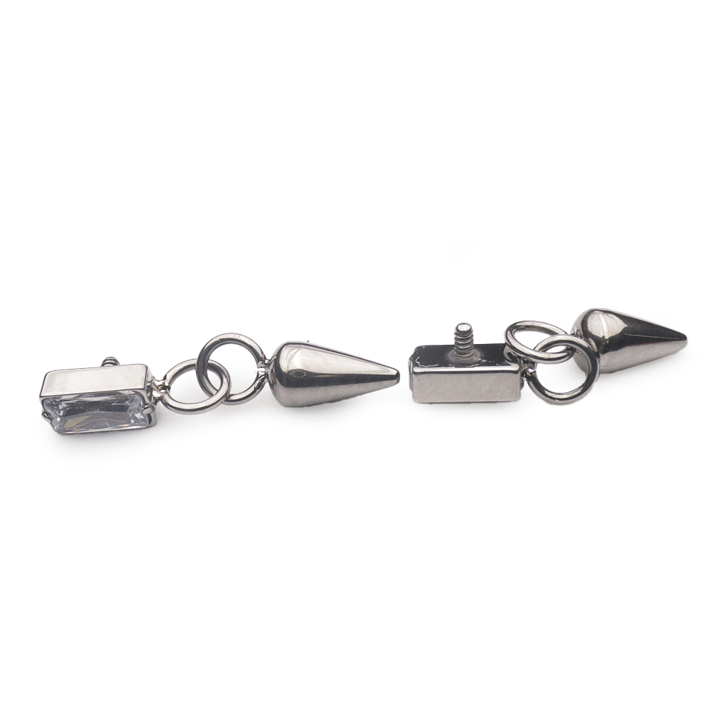 Piercing Embout - Titane F136 Gamme Hand Ink - Embout 299 avec pas de vis interne 0,9 mm pour piercing 1,2 mm rectangle strass et pendentif 10 mm*