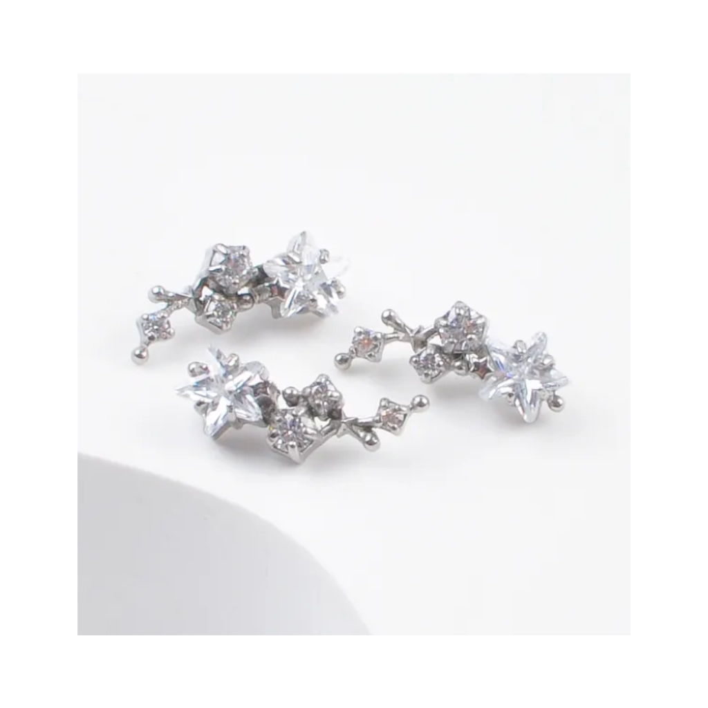 Piercing Embout - Titane Astm F136 - Embout n°498 avec pas de vis interne 0,9 mm pour piercing 1,2 mm fleur étoilée hauteur 14 mm*