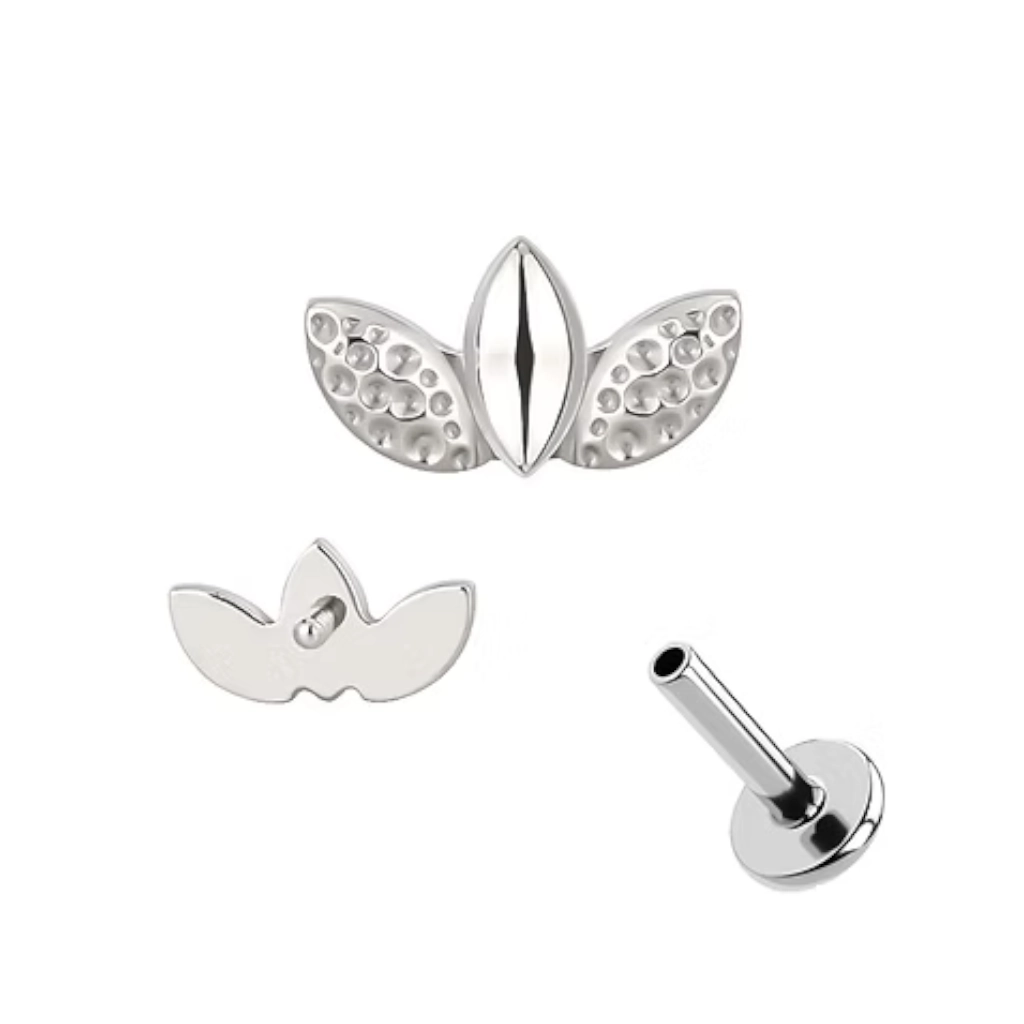 Piercing Labret - Titane F136 Stérile - Labret n°1350 avec pas de vis interne marquise 3 feuilles 1,2 x 8 mm*