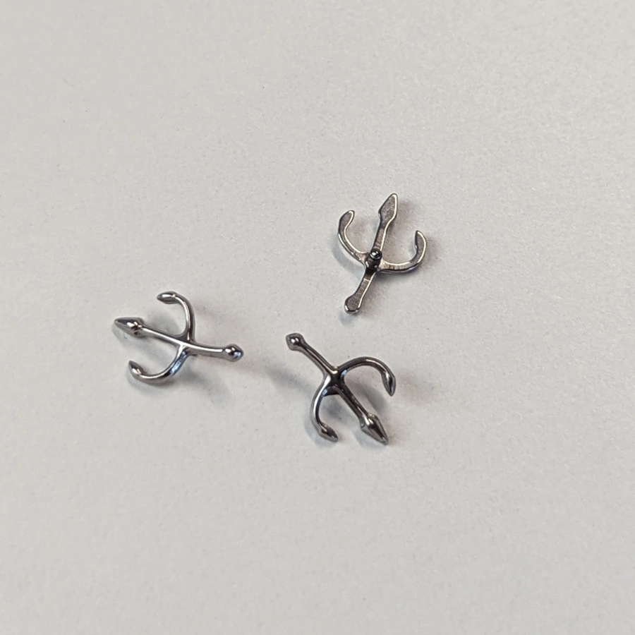 Piercing Embout - Titane F136 Gamme Hand Ink - Embout 36 avec pas de vis interne trident