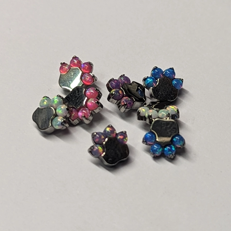 Piercing Embout - Titane F136 Gamme Hand Ink - Embout 6 avec pas de vis interne patte de chien opale