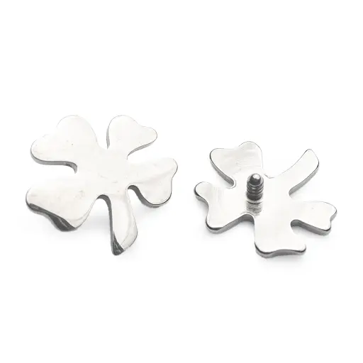 [ns_embout_214-p214_09] Piercing Embout - Titane F136 Gamme Hand Ink - Embout 214 avec pas de vis interne 0,9 mm pour piercing 1,2 mm trèfle 7 mm*
